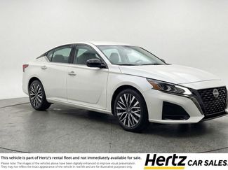 Used 2025 Nissan Altima 2.5 SV video 1