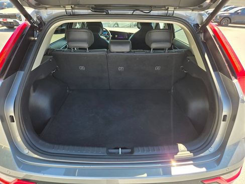 Used 2024 Kia Niro Wind w/ Wind Preserve Package FWD image 13