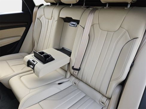 Certified 2023 Audi Q5 2.0T Premium w/ Convenience Package image 14