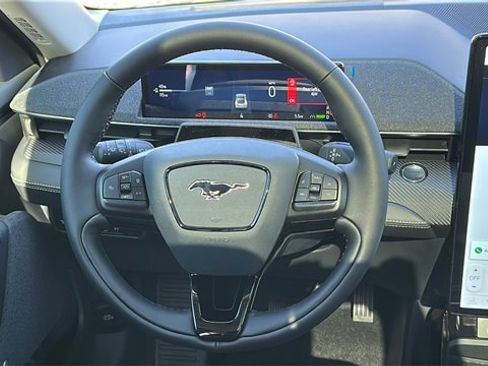 New 2025 Ford Mustang Mach-E Premium image 23