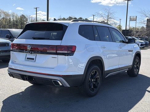 New 2026 Volkswagen Atlas Peak Edition AWD/4WD image 5