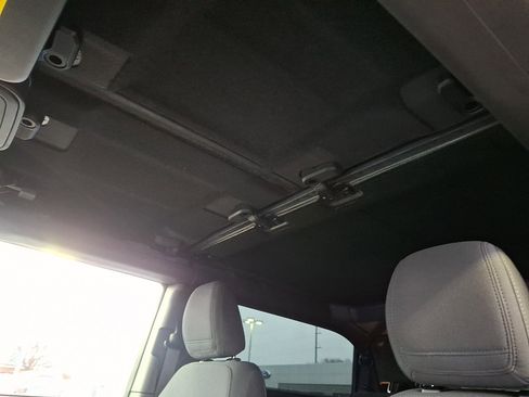 Used 2023 Ford Bronco Big Bend image 21