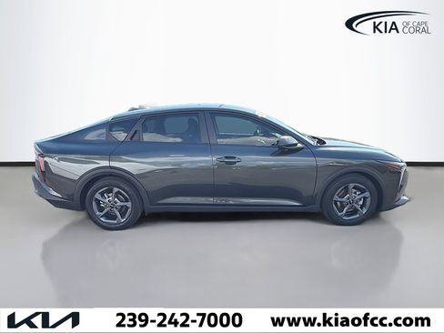Certified 2025 Kia K4 LXS image 6