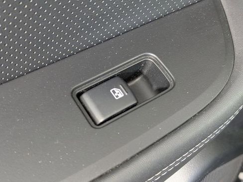 Used 2017 Subaru Legacy 3.6R Limited image 26