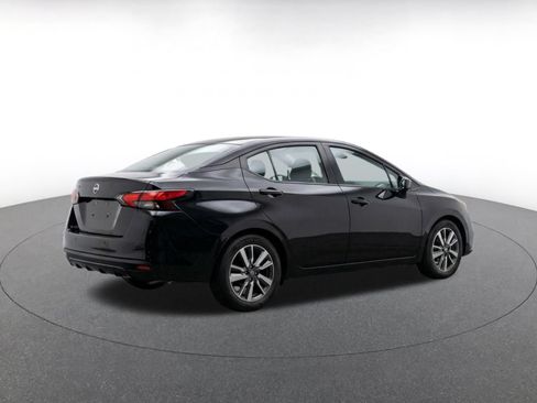 Used 2025 Nissan Versa SV FWD image 8