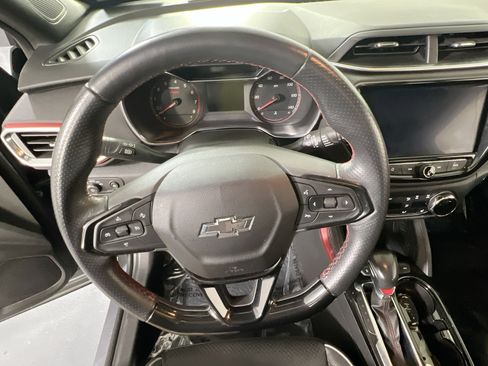 Used 2021 Chevrolet TrailBlazer RS w/ Sun and Liftgate Package image 10