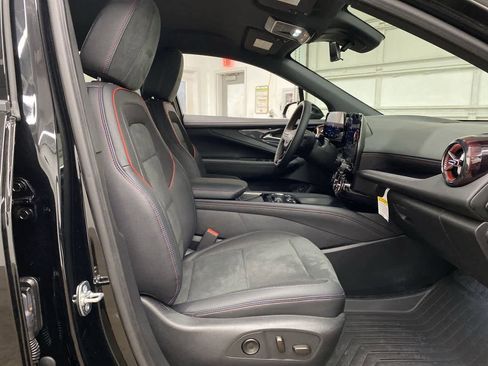 Used 2024 Chevrolet Blazer EV RS image 20