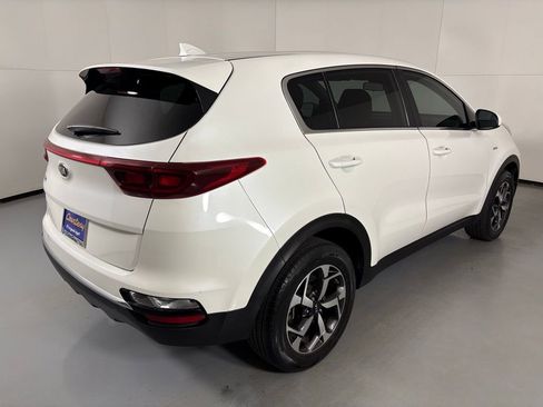 Used 2022 Kia Sportage LX image 8