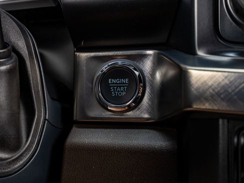 Used 2026 Ford F250 King Ranch w/ Chrome Package image 23