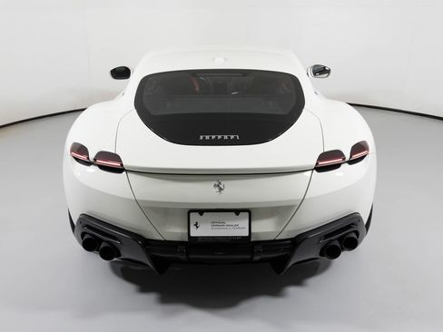 Used 2022 Ferrari Roma image 15
