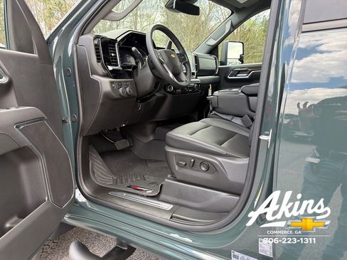 New 2025 Chevrolet Silverado 2500 LT w/ All Star Edition AWD/4WD image 13