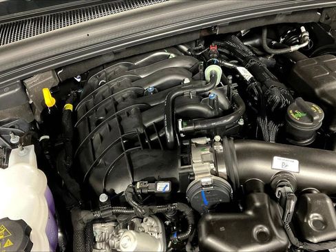 New 2025 Jeep Grand Cherokee Limited w/ Black Appearance Package image 34