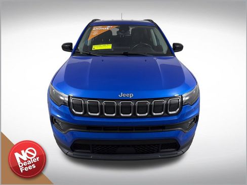 Used 2022 Jeep Compass Latitude w/ Convenience Group FWD image 9