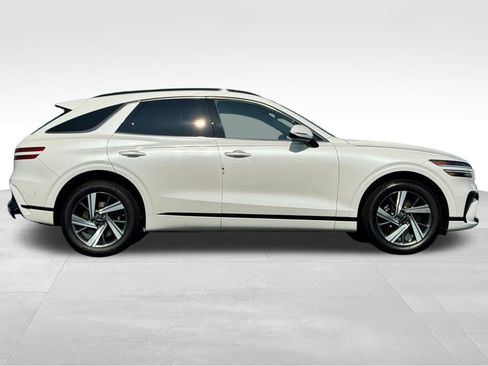 Used 2026 Genesis GV70 3.5T Sport Advanced AWD/4WD image 8