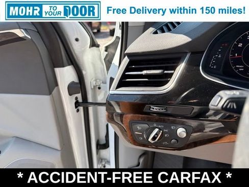 Used 2018 Audi Q7 3.0T Prestige w/ Prestige Package AWD/4WD image 16