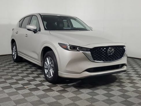Used 2025 MAZDA CX-5 AWD 2.5 S w/ Preferred Package image 3