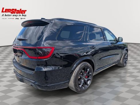 Used 2023 Dodge Durango R/T w/ Tow 'N Go Package AWD/4WD image 5