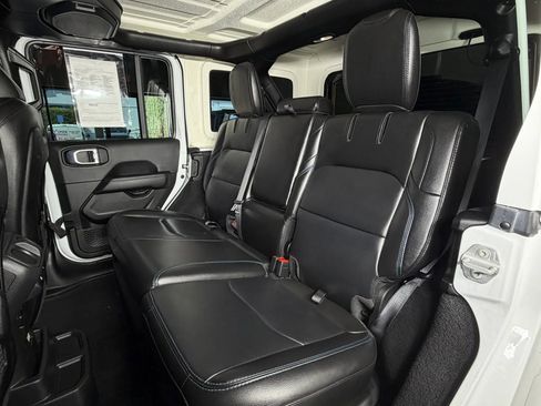 Used 2021 Jeep Wrangler Unlimited Rubicon 4xe w/ Steel Bumper Group image 17