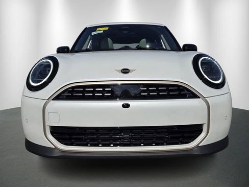New 2026 MINI Cooper 4-Door Hardtop image 2
