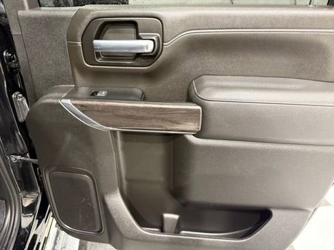 Used 2023 Chevrolet Silverado 3500 LTZ w/ LTZ Convenience Package image 25