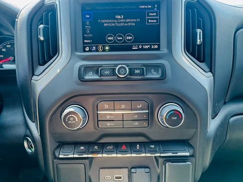 Used 2022 Chevrolet Silverado 1500 Custom RWD image 13