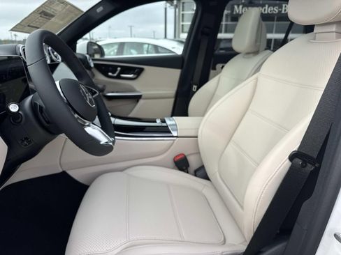 New 2026 Mercedes-Benz GLC 300 image 8