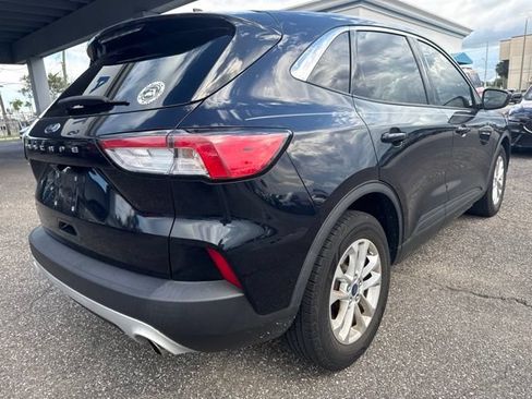 Used 2021 Ford Escape SE FWD image 5