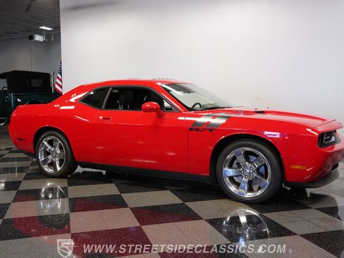 Used 2009 Dodge Challenger R/T image 15