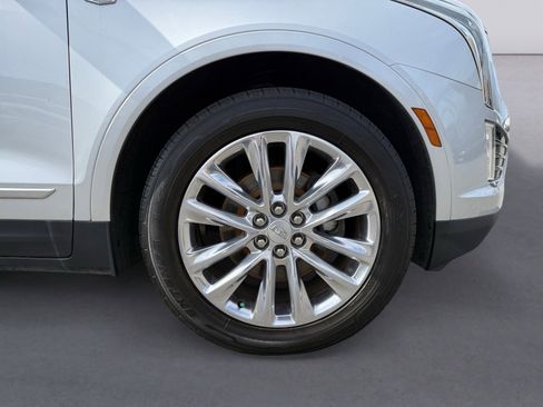 Used 2019 Cadillac XT5 Premium Luxury image 9
