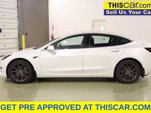 Used 2020 Tesla Model 3 Standard Range Plus RWD image 4