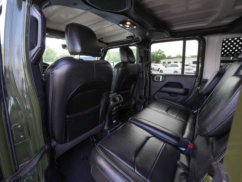 Used 2021 Jeep Wrangler Unlimited Sahara w/ Cold Weather Group AWD/4WD image 35