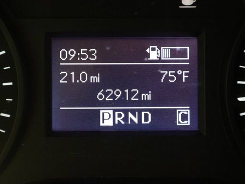 Used 2022 Mercedes-Benz Metris Passenger image 17