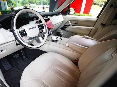 Used 2023 Land Rover Range Rover SV AWD/4WD image 36