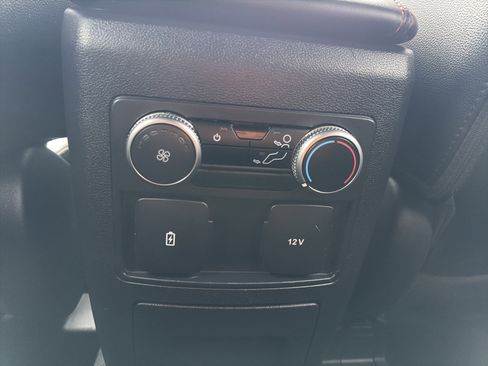 Used 2023 Ford Explorer ST-Line image 6