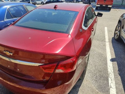Used 2014 Chevrolet Impala LT w/ Convenience Package FWD image 11