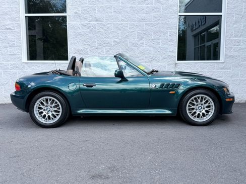 Used 1999 BMW Z3 2.5i RWD image 31