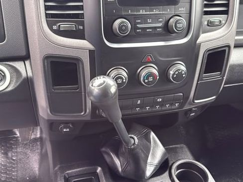 Used 2018 RAM 3500 Tradesman w/ Chrome Appearance Group image 23