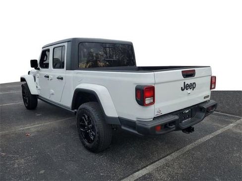 New 2023 Jeep Gladiator Sport image 3