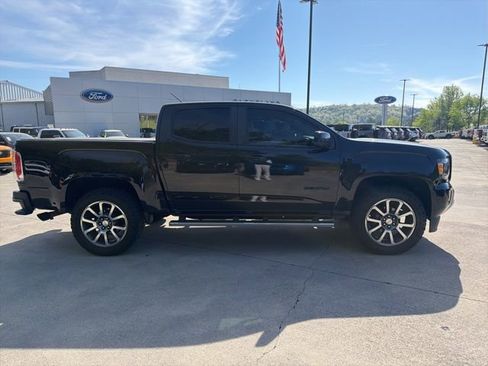 Used 2019 GMC Canyon Denali image 4