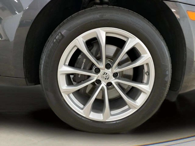 Used 2023 Porsche Macan AWD/4WD image 88