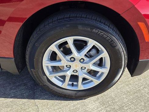 Used 2024 Chevrolet Equinox LT image 30