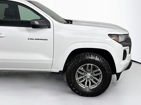 Used 2023 Chevrolet Colorado LT image 39