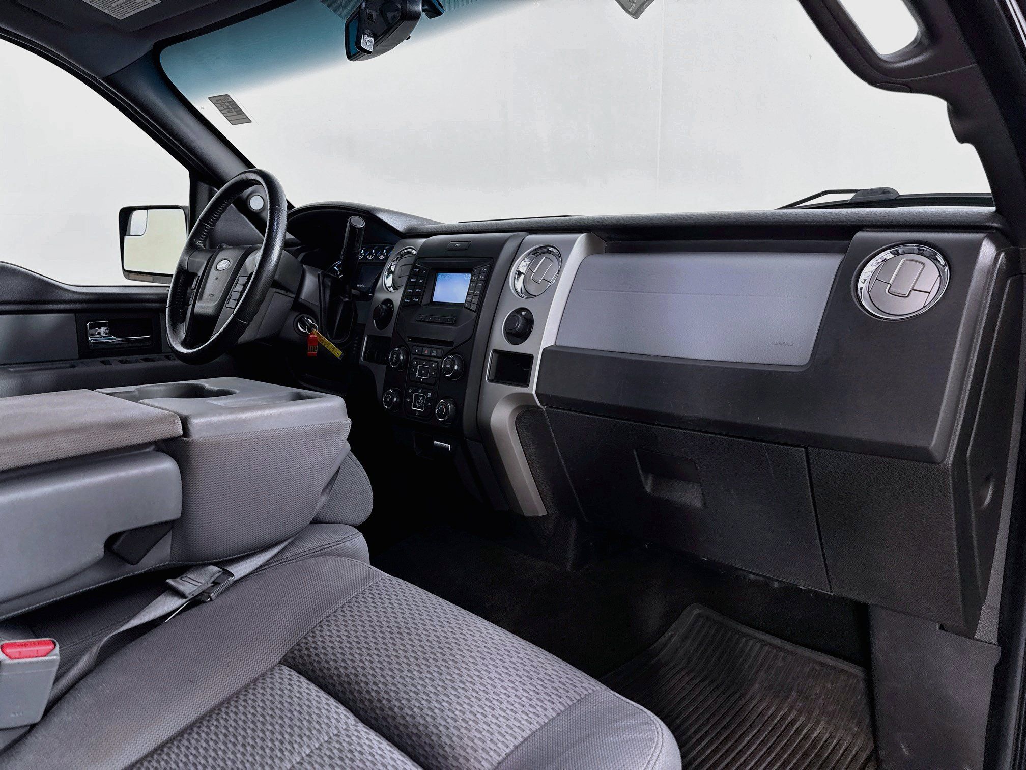 Used 2014 Ford F150 XLT w/ Equipment Group 302A Luxury AWD/4WD image 28