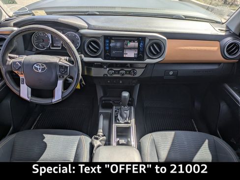 Used 2017 Toyota Tacoma SR5 w/ Tow Package image 16