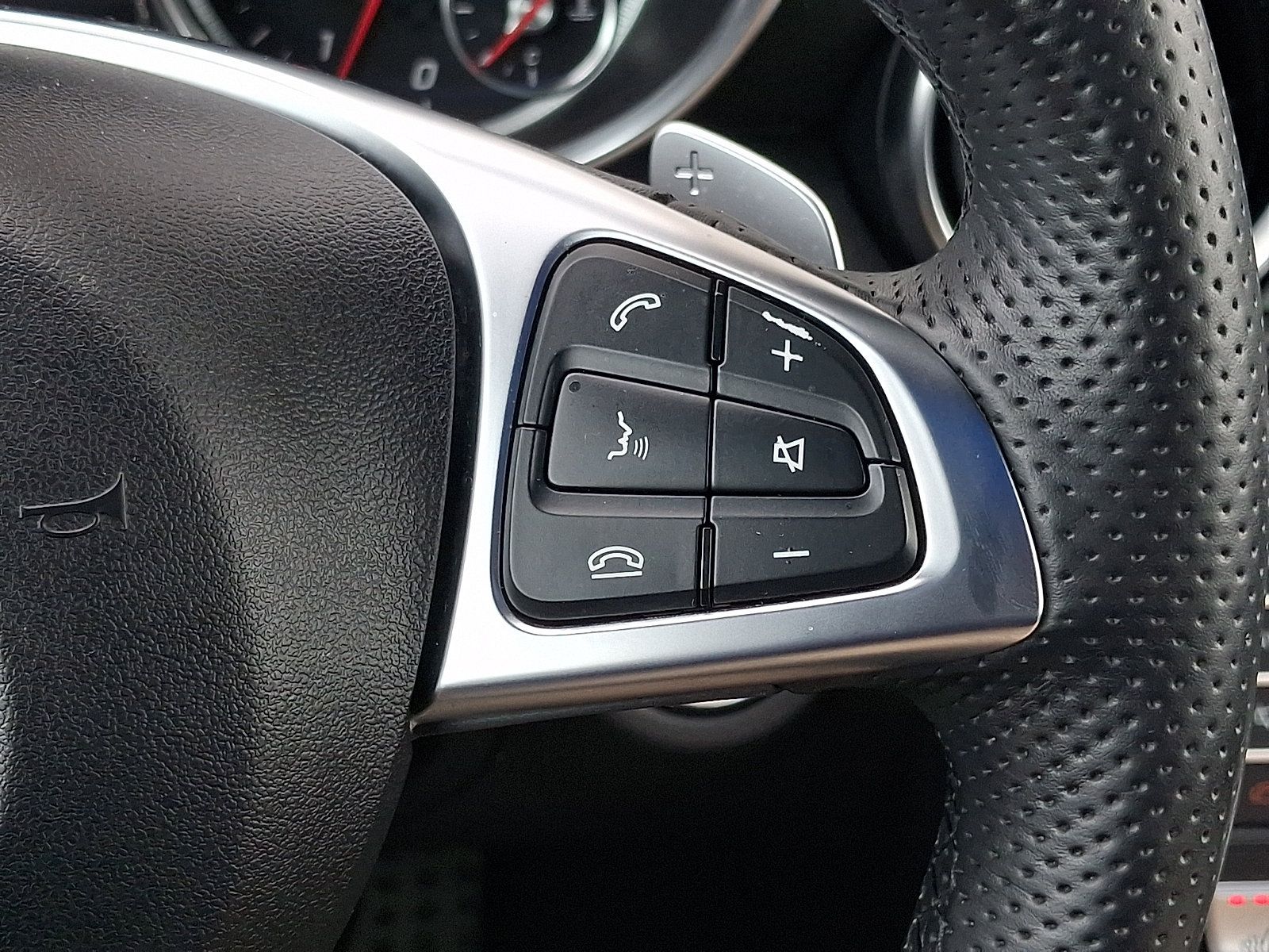 Used 2017 Mercedes-Benz SLC 300 image 24