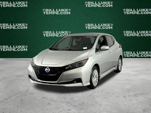Used 2025 Nissan Leaf S image 10