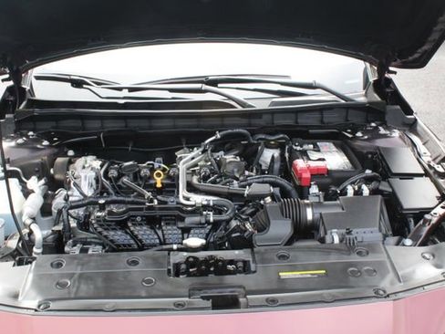 Used 2025 Nissan Altima 2.5 SV image 17