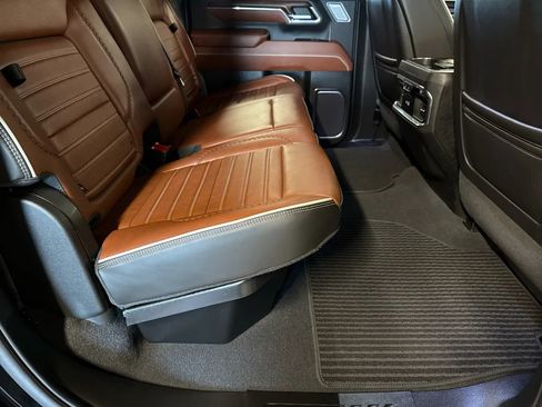 Used 2024 GMC Sierra 2500 Denali Ultimate w/ Max Trailering Package image 19