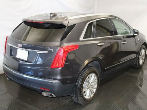 Used 2018 Cadillac XT5 Luxury w/ Driver Awareness Package AWD/4WD image 3