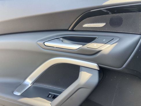 New 2025 Audi Q5 Prestige image 16